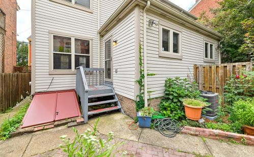 614 Avery St, Pittsburgh PA 15212-5602 exterior