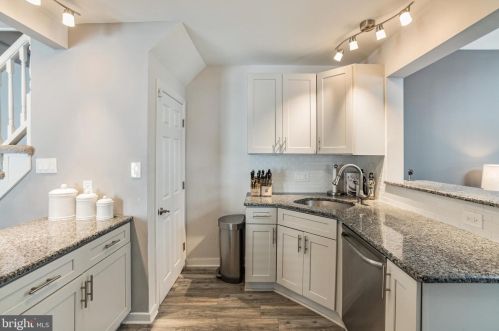 148 Oakland Ave, Camden NJ 08106-2322 exterior