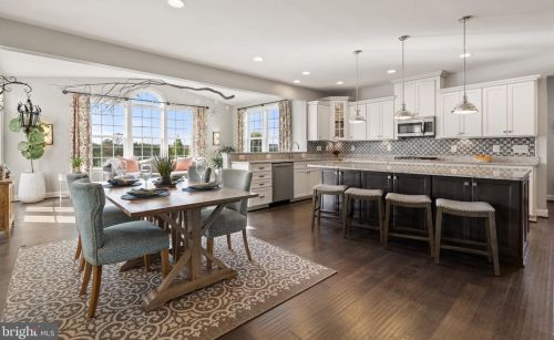 23073 Creighton Farms Dr, Leesburg VA 20175-6491 exterior