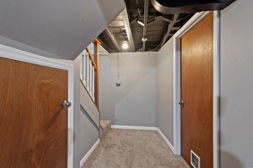 2115 Kaske Dr, Saint Louis MO 63125-2763 exterior