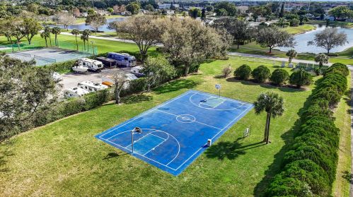 5388 Courtney Cir, Boynton Beach FL 33472-1249 exterior