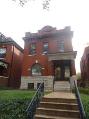 3834 Utah Pl, Saint Louis MO  63116-4833 exterior