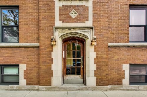 5137 Ashland Ave, Chicago, IL 60609-4931