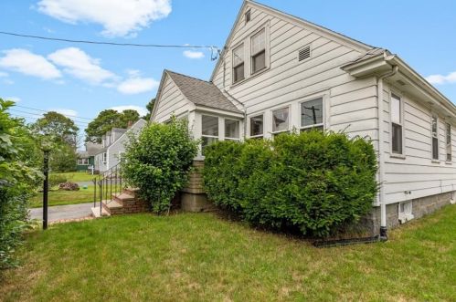 90 Shed St, Quincy, MA 02169-5925