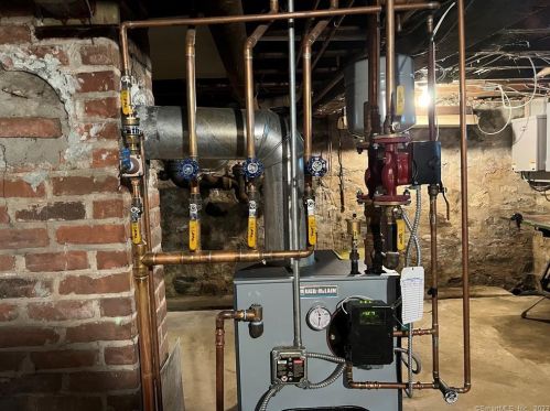 145 Hayden Hl Rd, Torrington CT 06790-2553 exterior