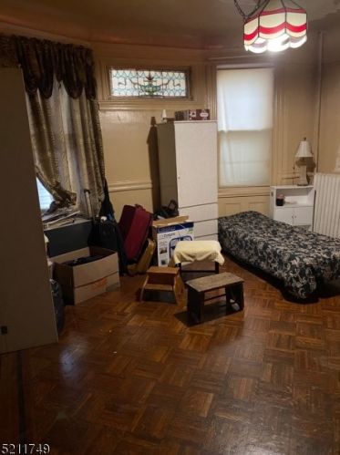 121 Seymour Ave, Newark NJ 07108-1714 exterior