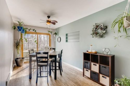 5239 Main St, Maple Plain MN 55359-9695 exterior