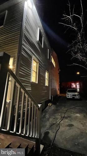 827 Philadelphia Ave, Silver Spring MD  20910-4935 exterior