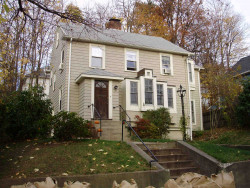 35 Whittemore Rd, Newton, MA 02458-2105