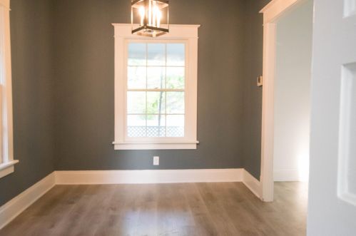 821 Kalamazoo St, Paw Paw MI 49079-1106 exterior