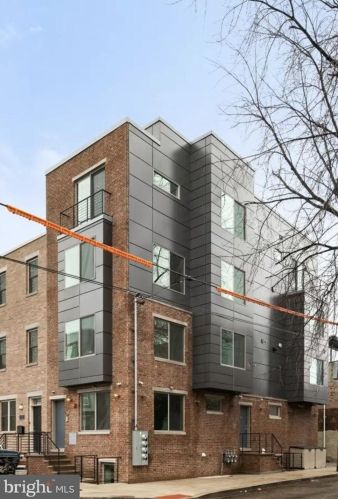 1925 6th St, Philadelphia PA 19122-2100 exterior