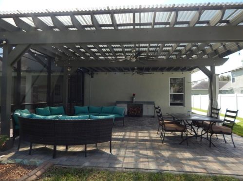 11748 Newberry Grove Loop, Riverview FL 33579-3904 exterior