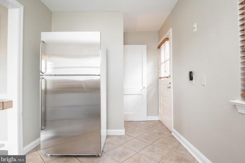 9503 Saybrook Ave, Silver Spring MD  20901-3034 exterior