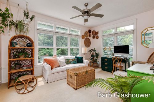 4424 Whitewood Farms Dr, Grand Rapids MI 49525-3487 exterior