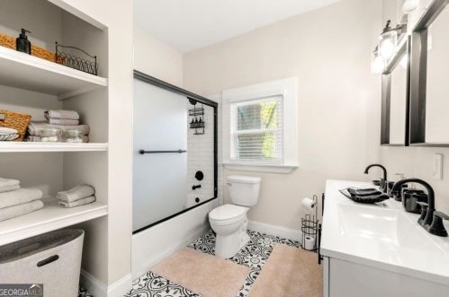 1714 Connally Dr, Atlanta GA  30344-2519 exterior