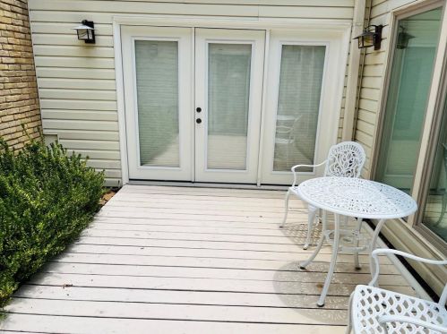 6818 Anglebluff Cir, Dallas TX 75248-4141 exterior