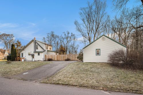 1007 Parker Ave, Kalamazoo MI  49008-3143 exterior