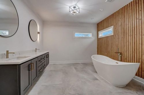 34 Candler Rd, Atlanta GA 30317-3435 exterior