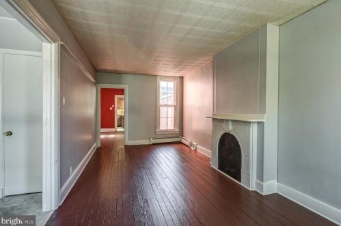 417 Mary St, Lancaster PA 17603-3330 exterior