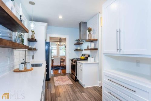 39 Branham St, Atlanta GA 30317-1228 exterior