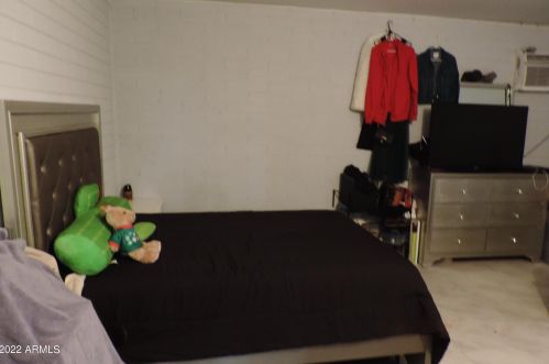 4001 61 St, Phoenix AZ 85033-1712 exterior