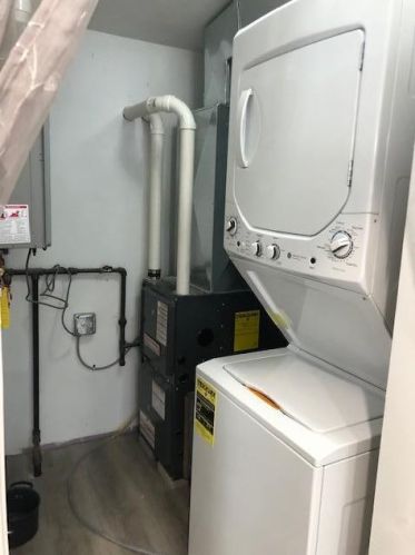 1233 96, Milwaukee WI 53214-2614 exterior