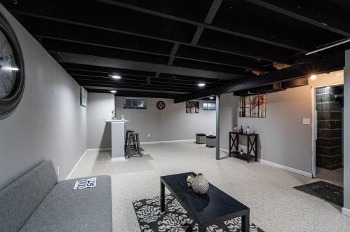 4210 Congress St, Milwaukee WI  53209-5836 exterior