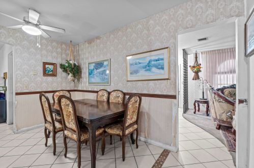 2598 4 Ct, Boca Raton FL 33432-1907 exterior