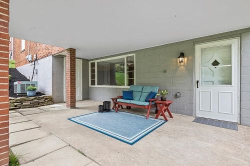 314 Janice Dr, Pittsburgh PA 15235-3021 exterior