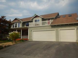 451 28th Ave, Cornelius, OR 97113-7288