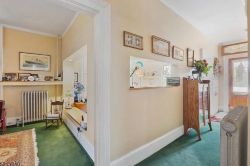 404 Moore St, Hackettstown NJ 07840-2142 exterior