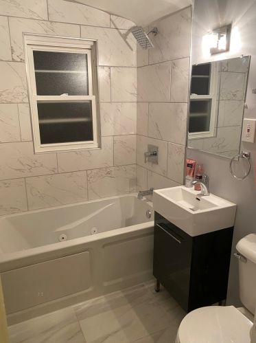 2027 19 Ave, Broadview IL 60153-1462 exterior