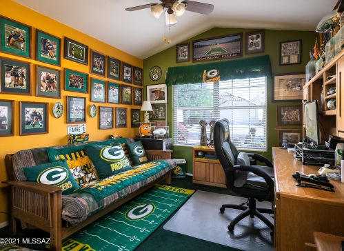 1484 Ganymede Dr, Tucson AZ 85737-3418 exterior