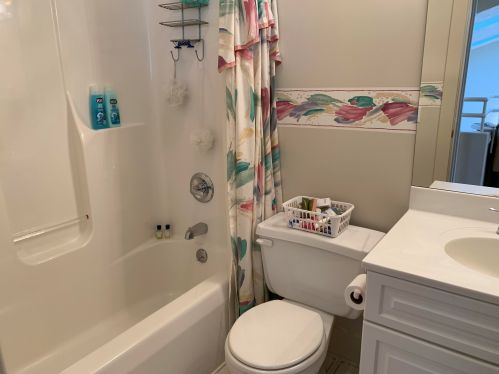 17928 Riverbluff Dr, Big Rapids MI 49307-9084 exterior