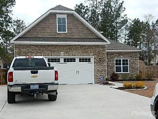 420 Chadwick Shores Dr, Sneads Ferry NC  28460-9202 exterior