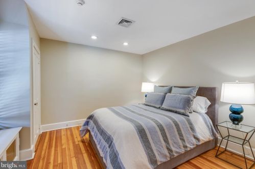 2101 Delancey St, Philadelphia PA 19103-6408 exterior