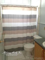 48228 Harbor Dr, New Baltimore MI  48047-3468 exterior