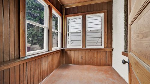 2743 Avers Ave, Chicago IL 60805-1436 exterior