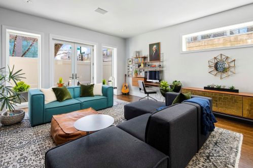 1800 Wolcott Ave, Chicago, IL 60622-1004