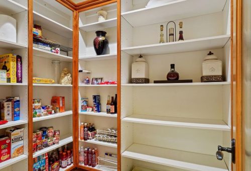 6069 Aldea Dr, Folsom CA 95762-7717 exterior