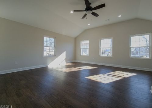 1996 Price St, Rahway NJ 07065-4423 exterior