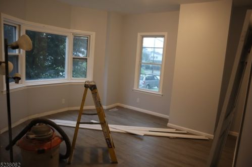 430 Seaton Ave, Roselle Park NJ  07204-1518 exterior