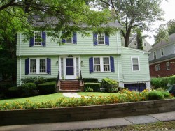 54 Wilde Rd, Newton, MA 02468-1325