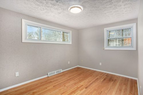 2161 Holliday Dr, Wyoming MI exterior