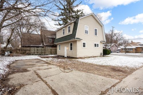 615 Griggs, Grand Rapids MI 49503-8049 exterior