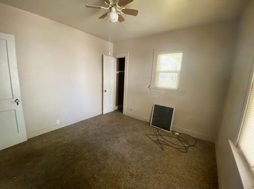 1414 Stamford Ave, Kalamazoo MI 49048-1415 exterior