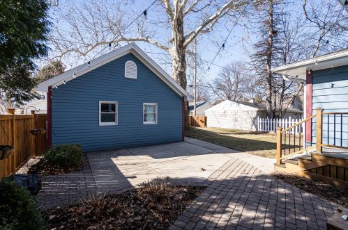 8219 Red Arrow Ct, Milwaukee WI 53213-3023 exterior