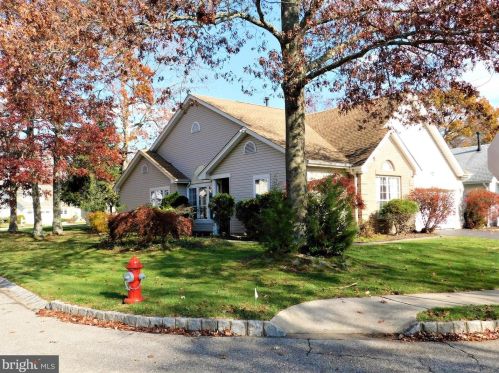 88 Sandpiper Dr, Berkeley Township, NJ 08721-1965