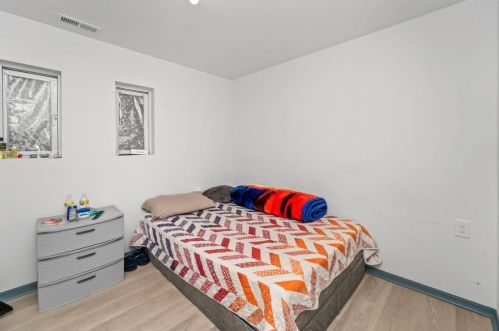 2720 Karlov Ave, Chicago IL 60652-3121 exterior