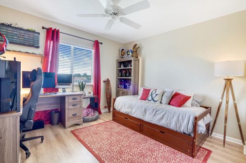 2766 Evergreen Cir, Boynton Beach FL 33426-8657 exterior